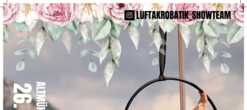 Eleganz über dem Traunsee-Luftakrobatik-Show Ende Juni an der Seebühne Altmünster