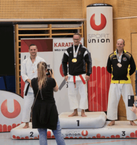 SPU-LM_2025_Siegerehrung Kata +35 mit Ludwig (rechts)