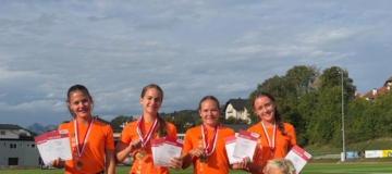 Team „Oranje „ der Sektion Leichtathletik der Sportunion Gmunden glänzt bei Landesmeisterschaften in Ried Foto
