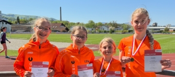 von links nach rechts Katharina Halver, Lea-Sophie Leitner, Miriam Kleindienst U12 und Louisa Traxler)